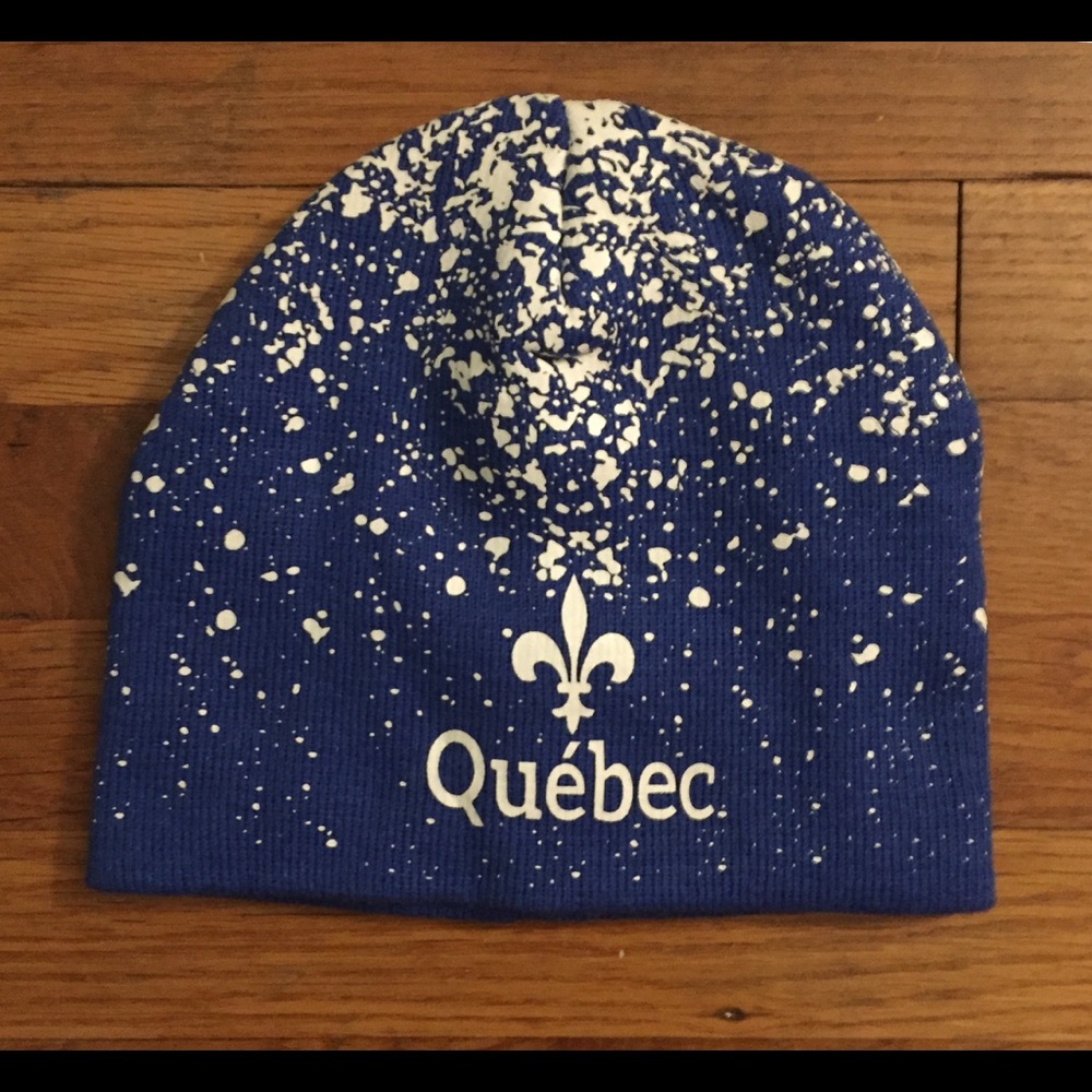Quebec Fleur de lis blue and white pattern beanie